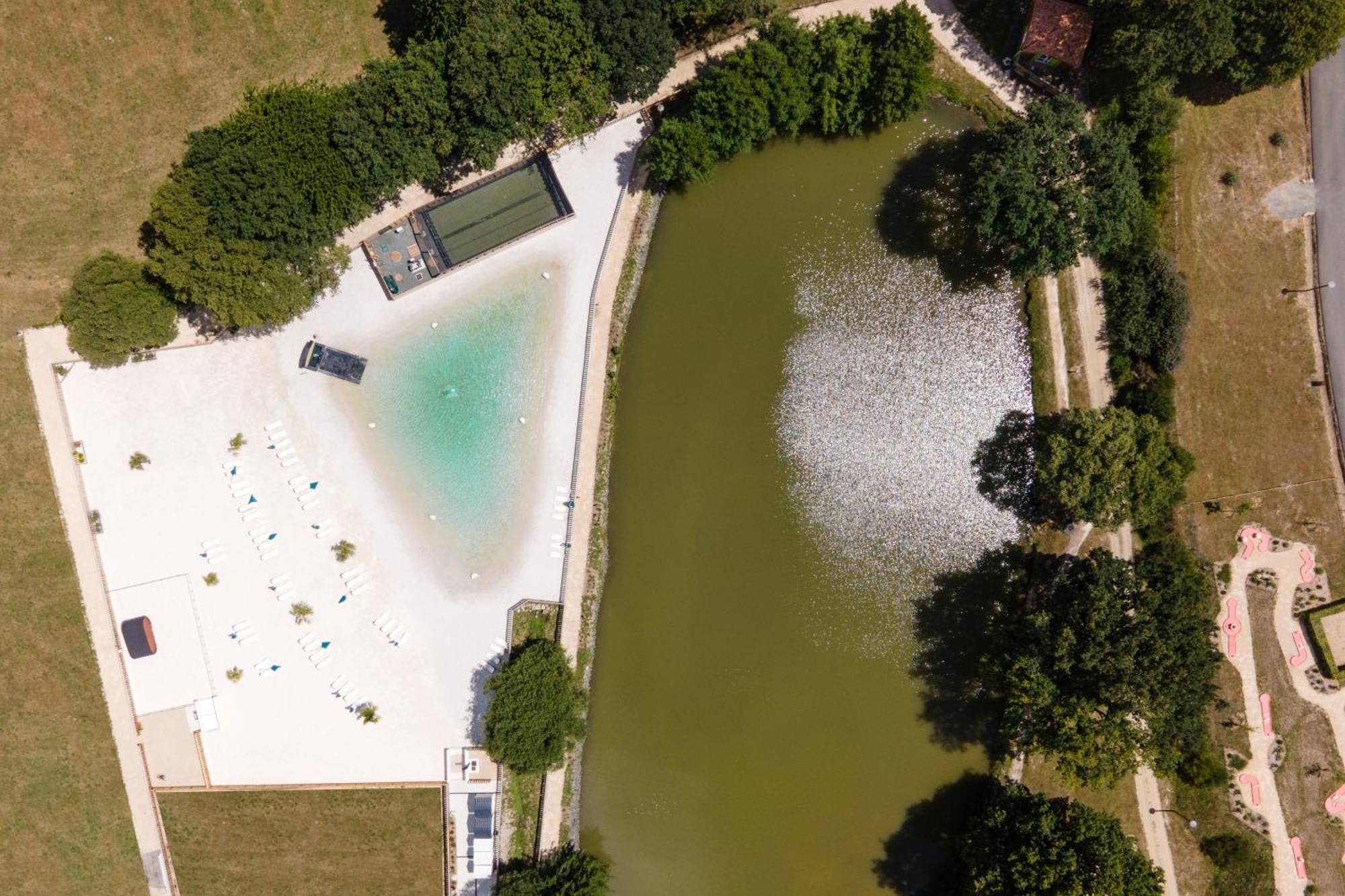 Domaine Melusine - A 2Km Du Puy Dufou France ! Hotel Les Epesses Bagian luar foto