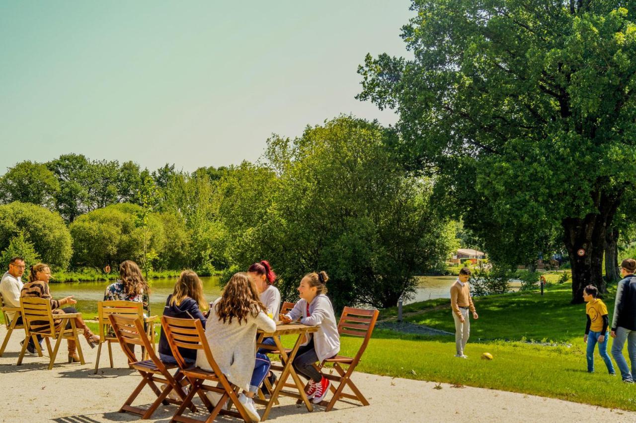 Domaine Melusine - A 2Km Du Puy Dufou France ! Hotel Les Epesses Bagian luar foto